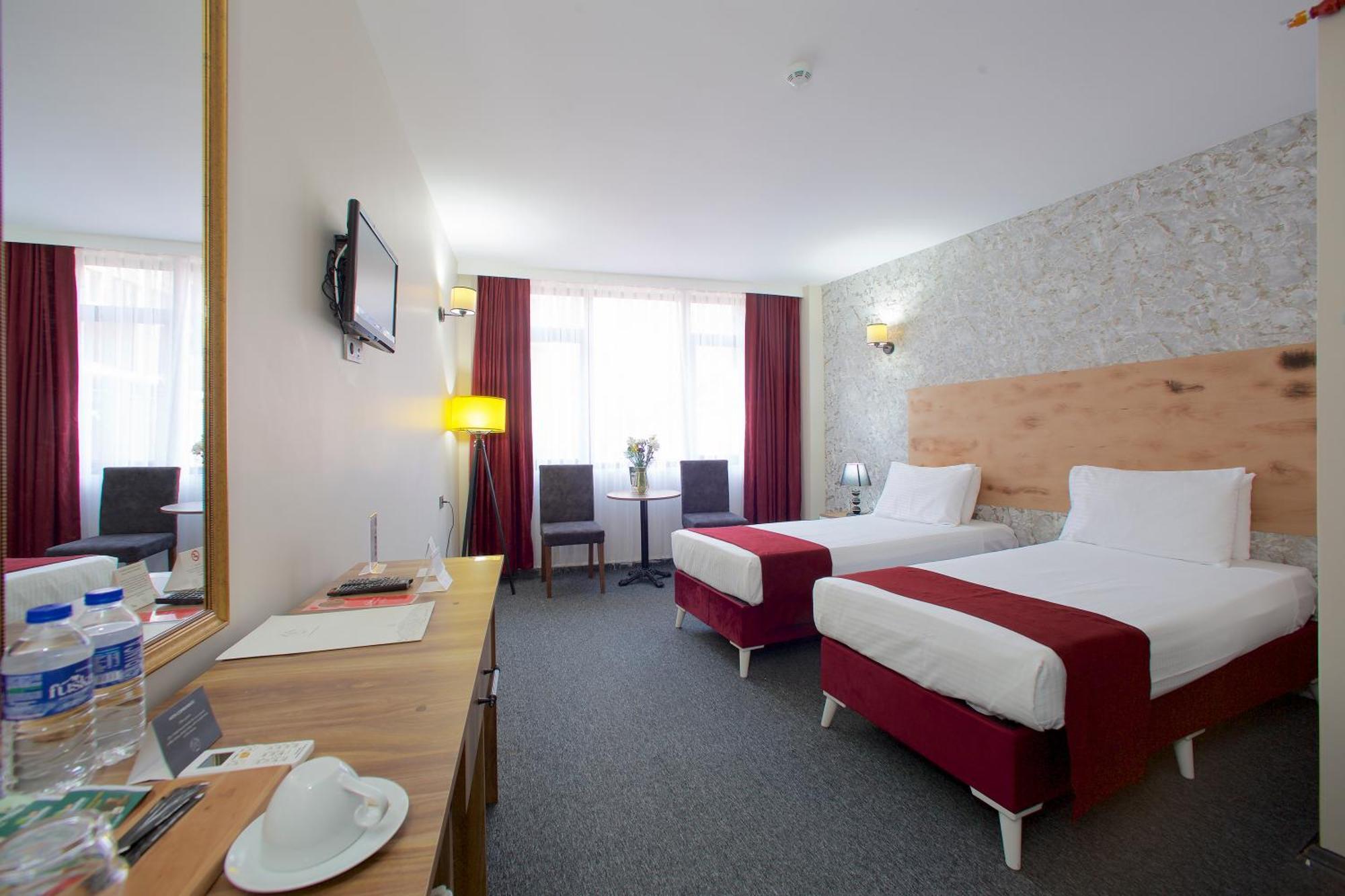 Galata By Boss Hotel Istanbul Exterior foto